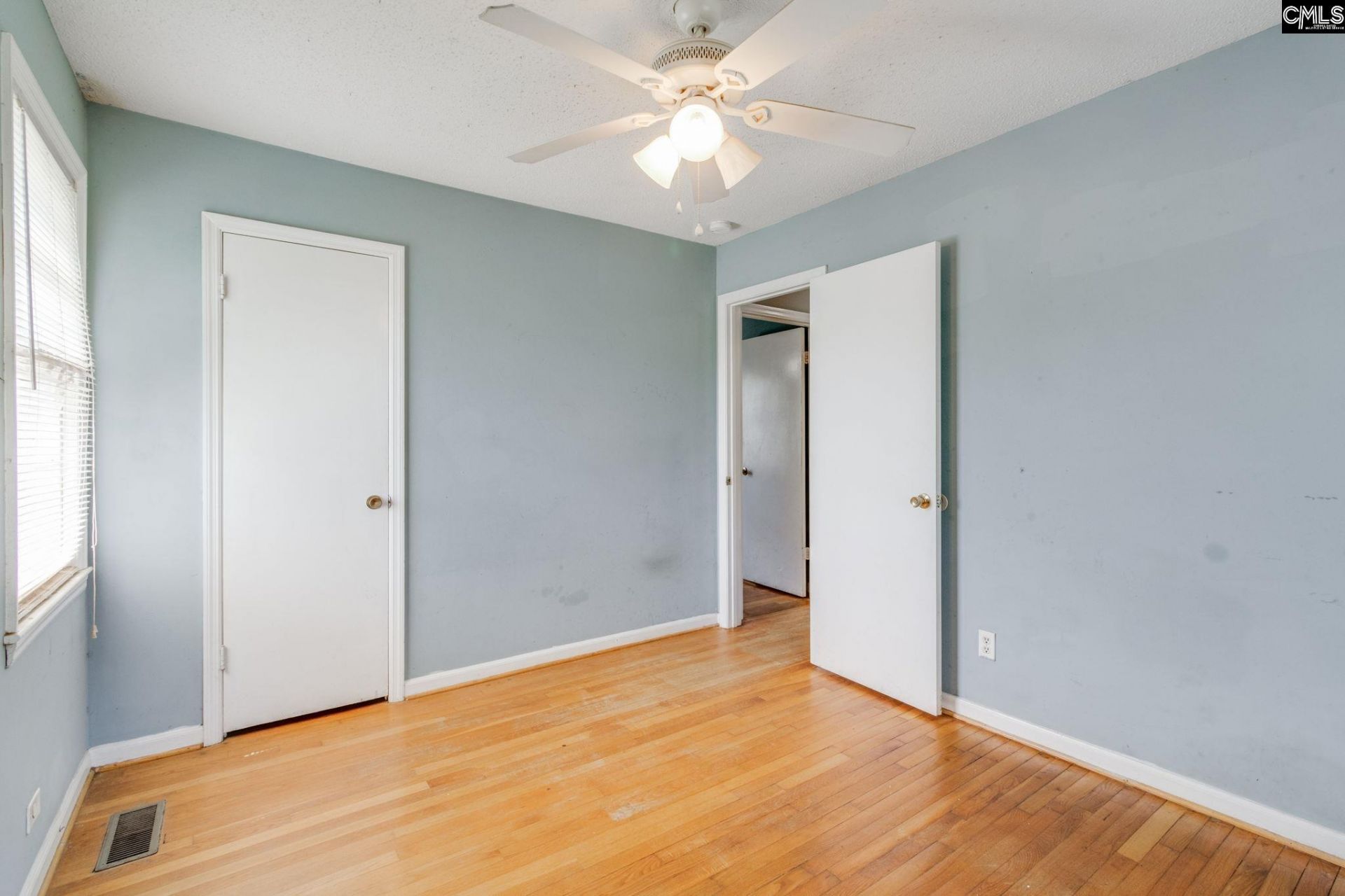 203 Oak Ridge Lane Photo 9