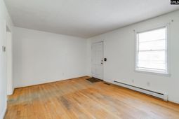 203 Oak Ridge Lane photo 4