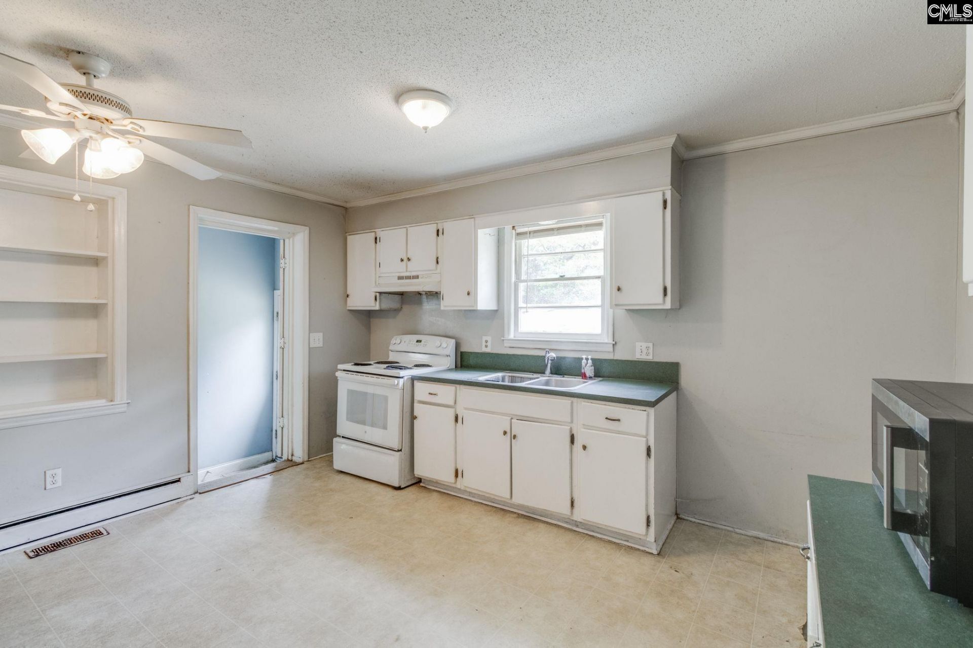 203 Oak Ridge Lane Photo 5