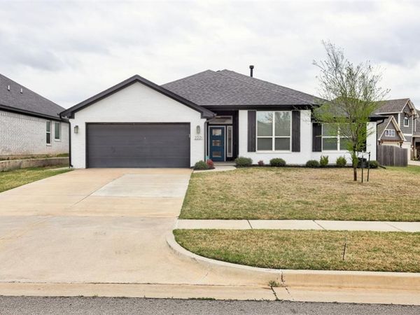 2221 NW 179th Street, Edmond, OK 73012