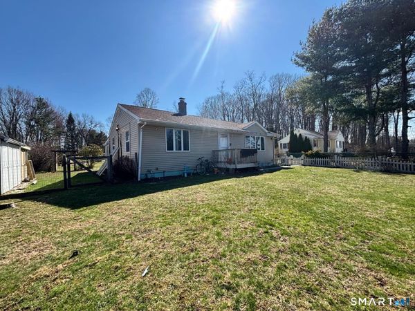 394 Clintonville , North Haven, CT 06473