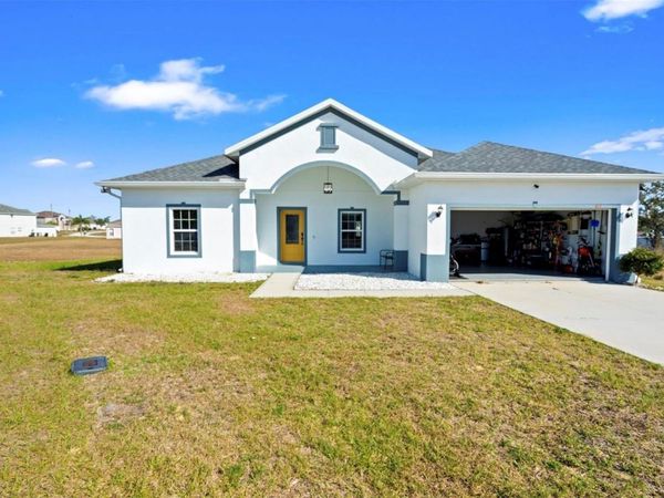 817 DESMOINES PLACE , KISSIMMEE, FL 34759