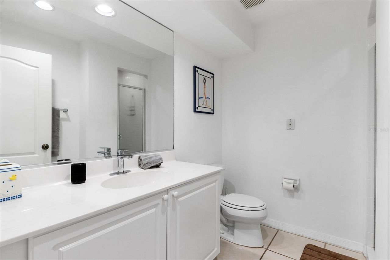 3803 54th Drive W, Unit 202, Bradenton, FL 34210 Photo