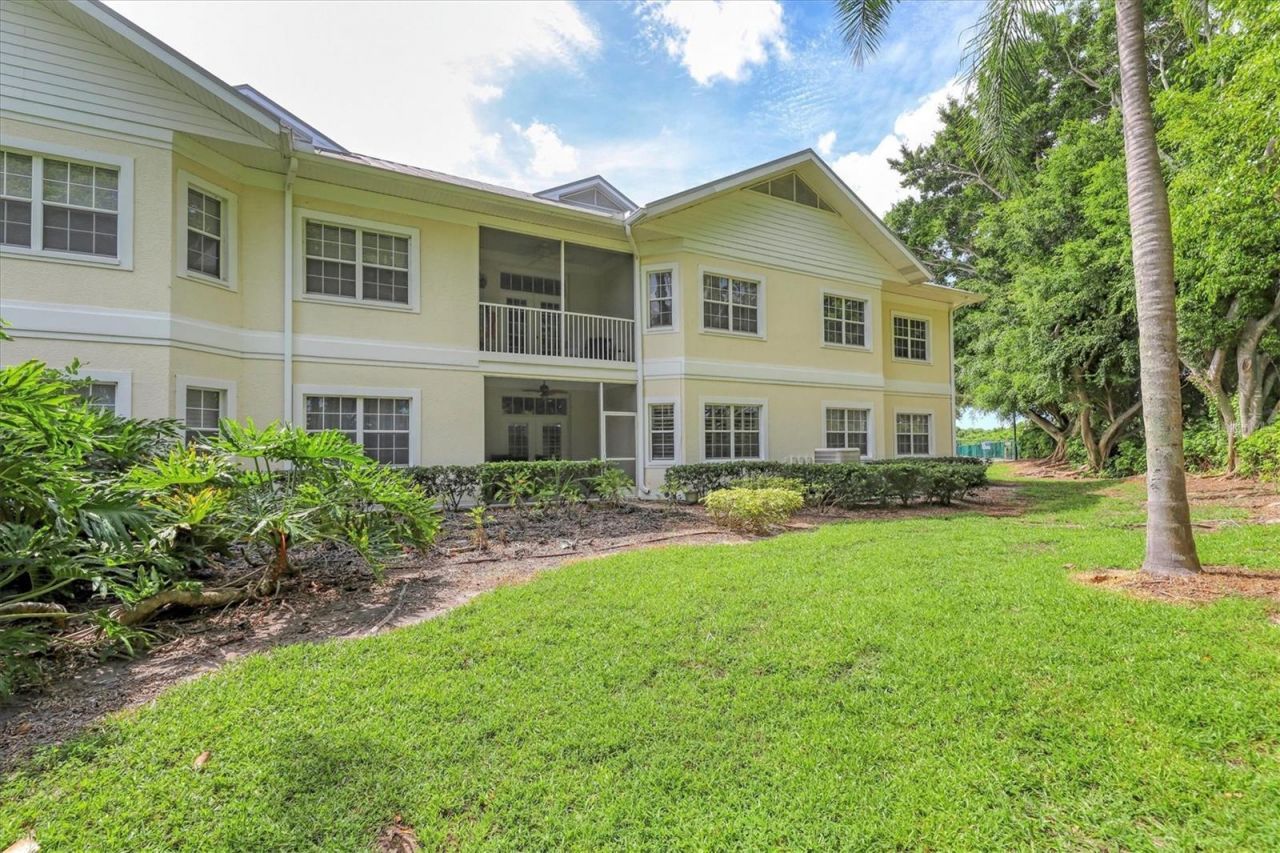 3803 54th Drive W, Unit 202, Bradenton, FL 34210 Photo