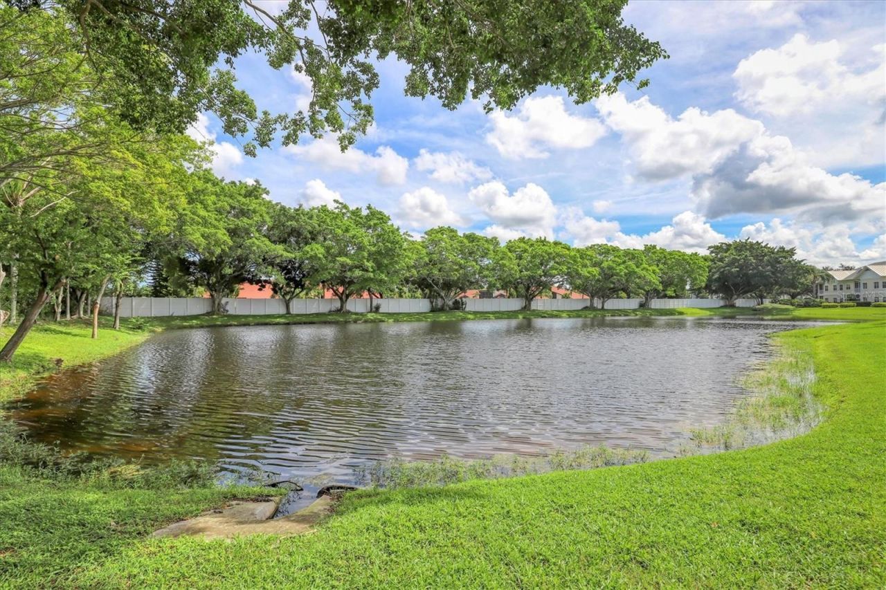 3803 54th Drive W, Unit 202, Bradenton, FL 34210 Photo