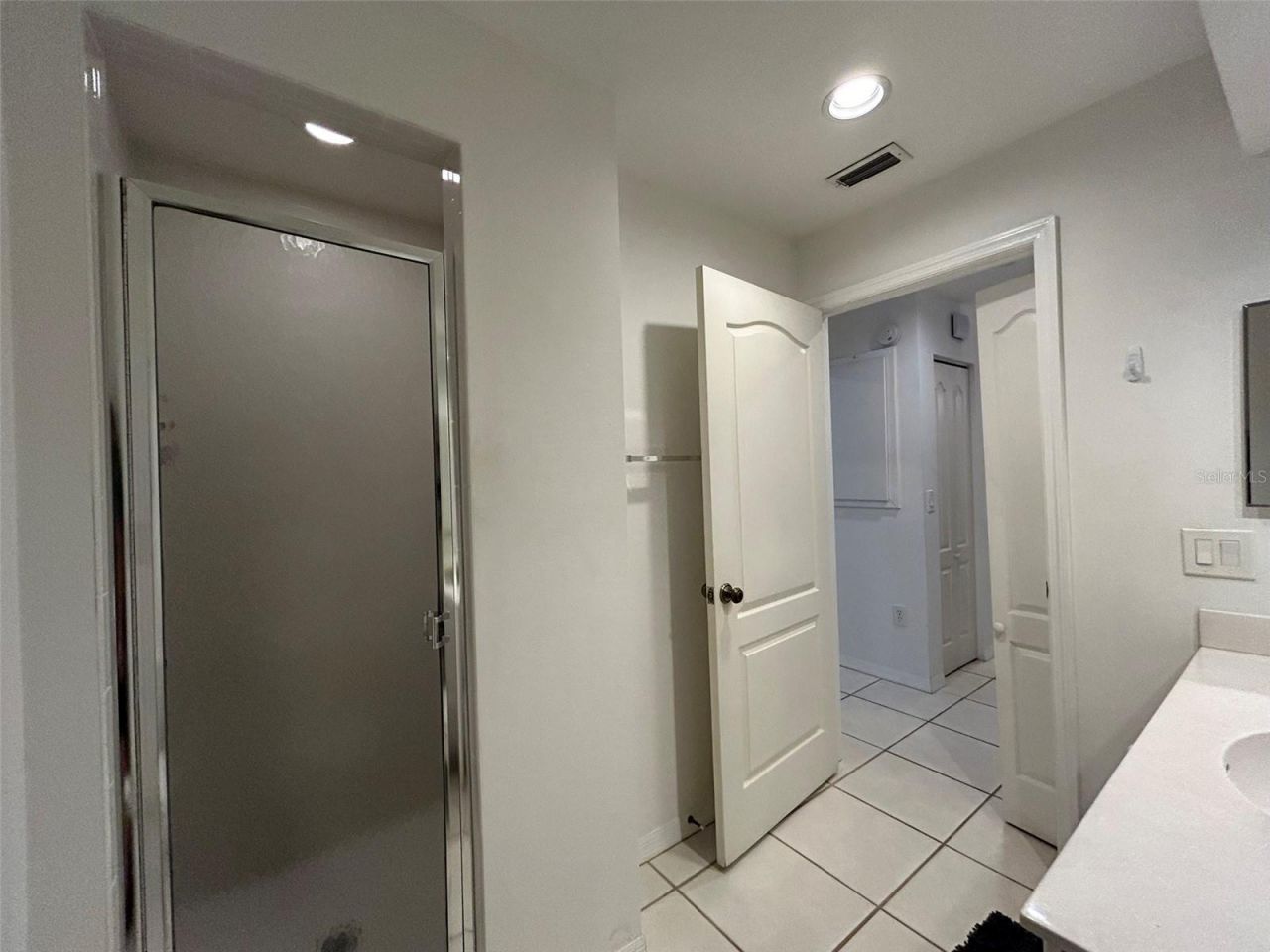 3803 54th Drive W, Unit 202, Bradenton, FL 34210 Photo
