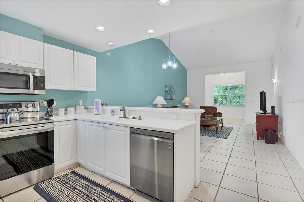 3803 54th Drive W, Unit 202, Bradenton, FL 34210 Photo