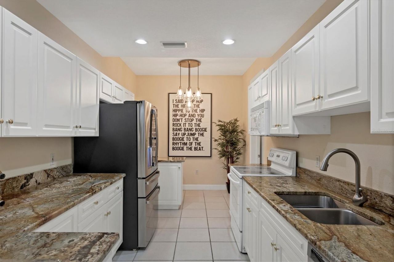 3510 54th Drive W, Unit 103, Bradenton, FL 34210 Photo