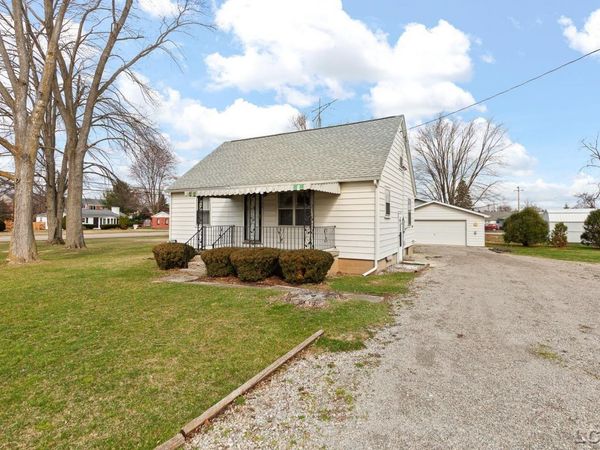 108 S Occidental , Tecumseh, MI 49286