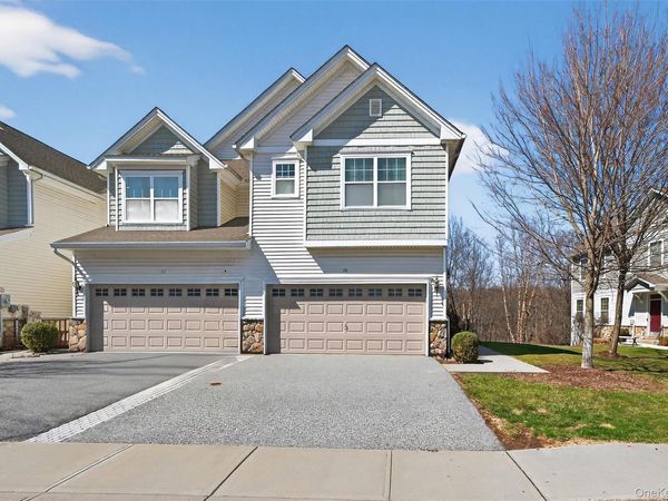 59 Meadow View Drive , Middletown, NY 10940