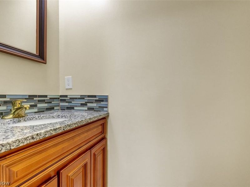 620 Lindford Drive, Bay Village, OH 44140 Photo 12