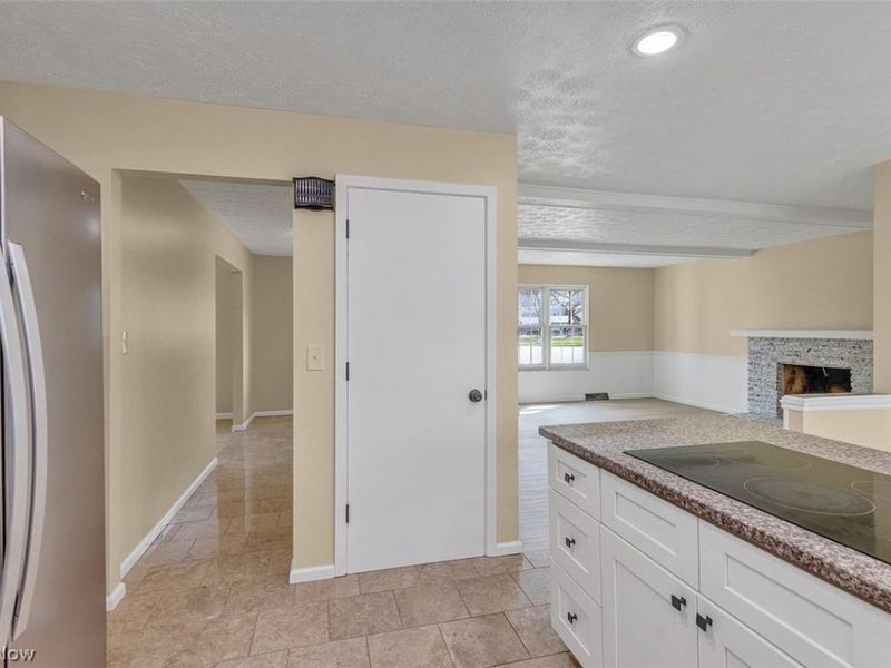 620 Lindford Drive, Bay Village, OH 44140 Photo 7