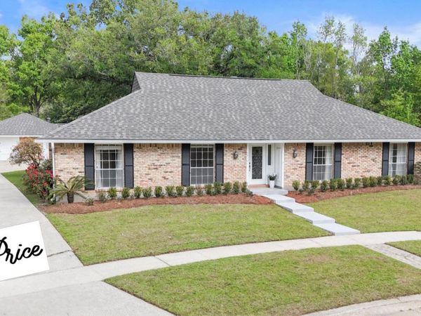 12101 Lake Ladare Ave, Baton Rouge, LA 70816