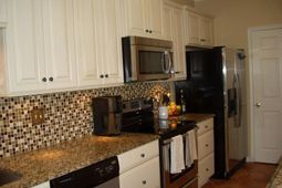 1600 Long Grove Drive photo 4