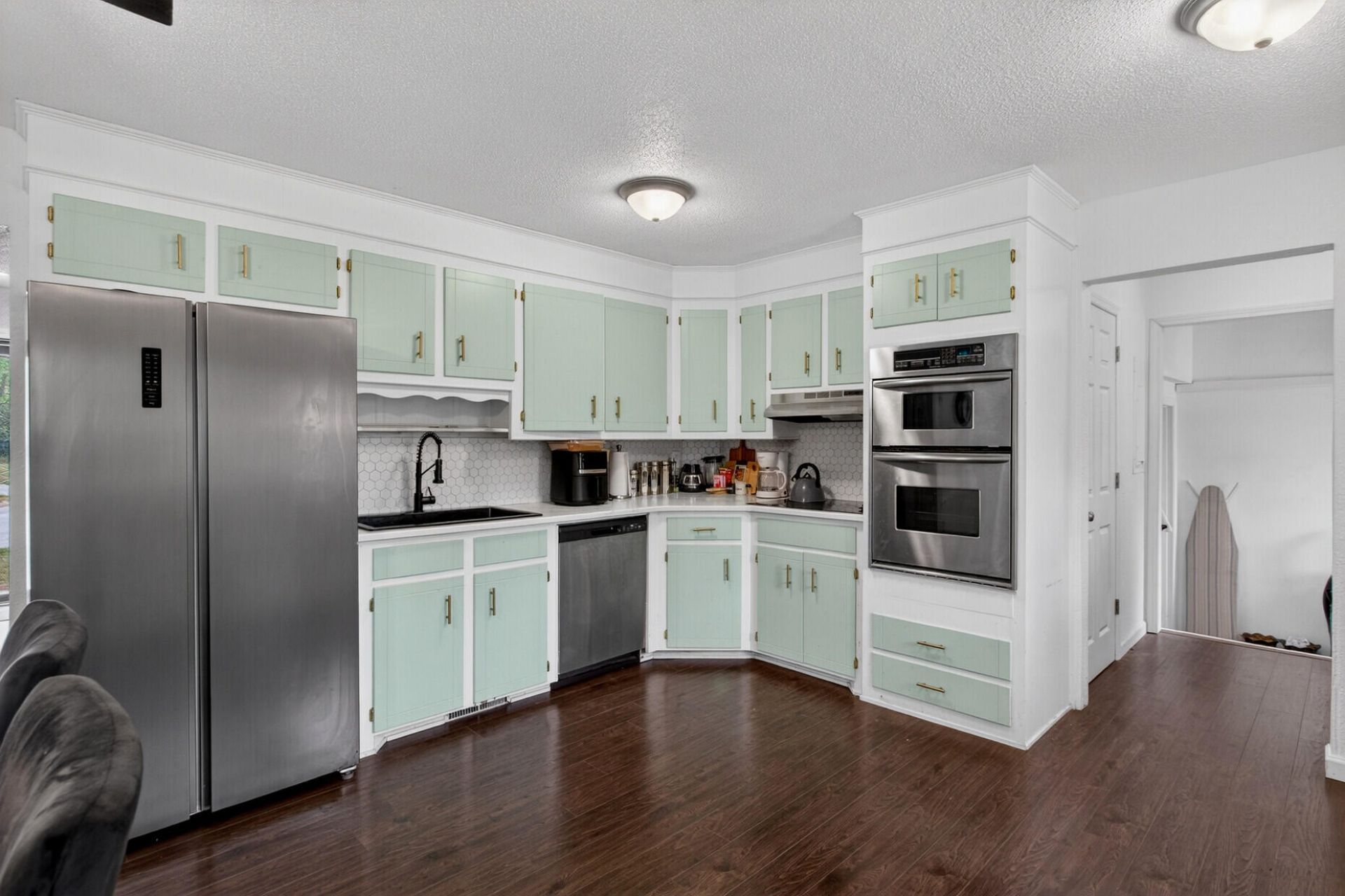 130 Cornell Drive Photo 10