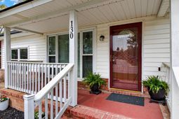 130 Cornell Drive photo 4