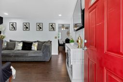 130 Cornell Drive photo 4