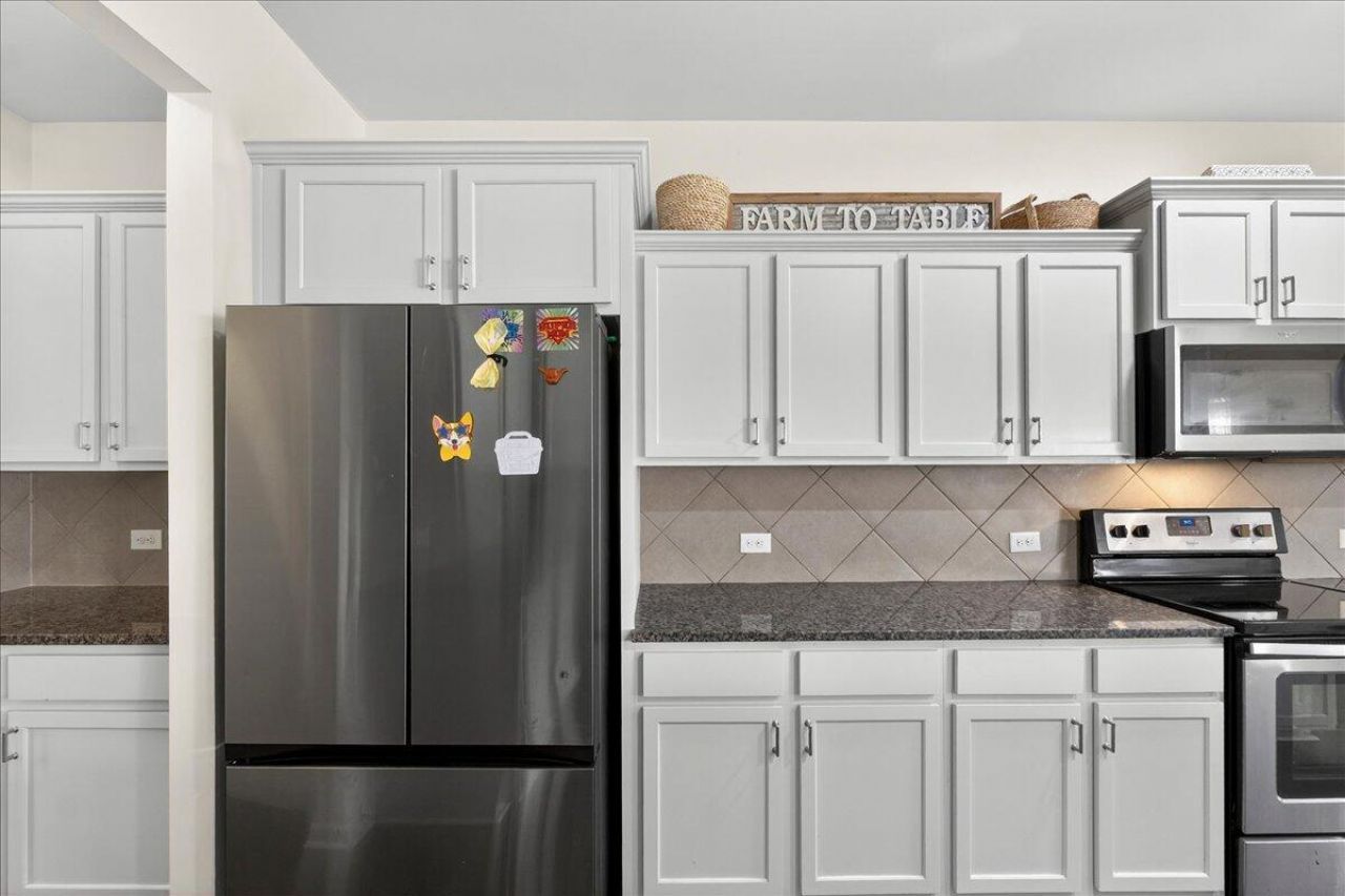 210 Wood Thrush Way Photo 15