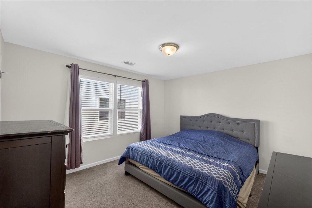 210 Wood Thrush Way Photo 23