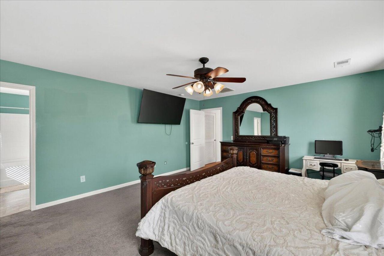 210 Wood Thrush Way Photo 29