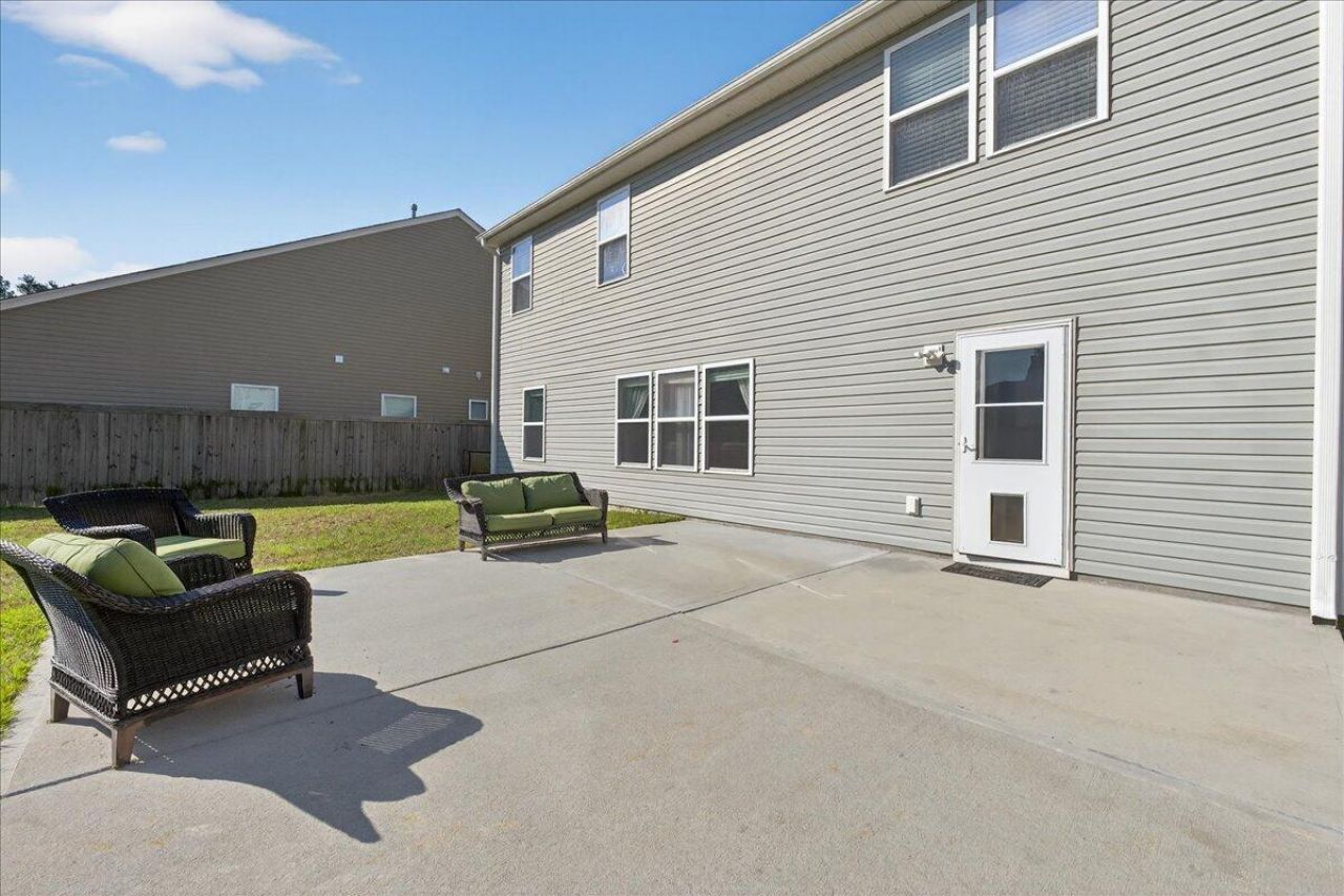 210 Wood Thrush Way Photo 34