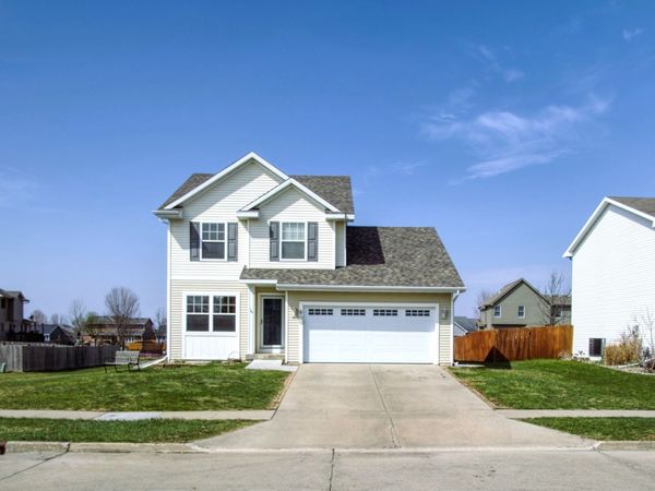 600 Sycamore Drive NW, Bondurant, IA 50035
