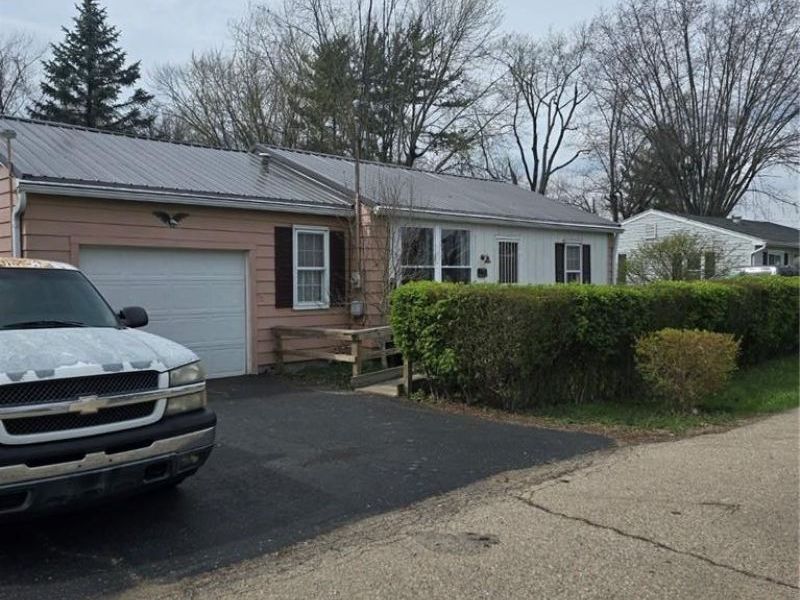 9407 Marcella Drive, Franklin, OH 45005 Photo 2