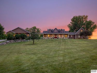 7986 84th Street, Nehawka, NE 68413