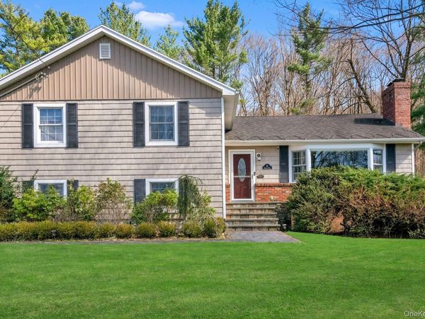 31 Orchard Road, Briarcliff Manor, NY 10510