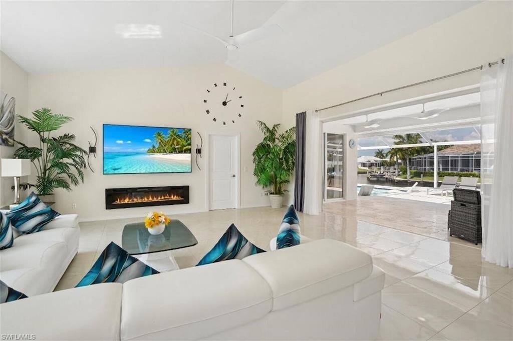 1775 Waterfall Ct, Marco Island, FL 34145 Photo