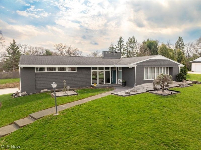 144 44th Street NW, Canton, OH 44709 Photo 1