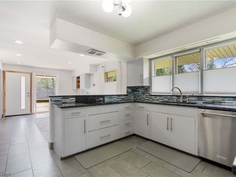 144 44th Street NW, Canton, OH 44709 Photo 12