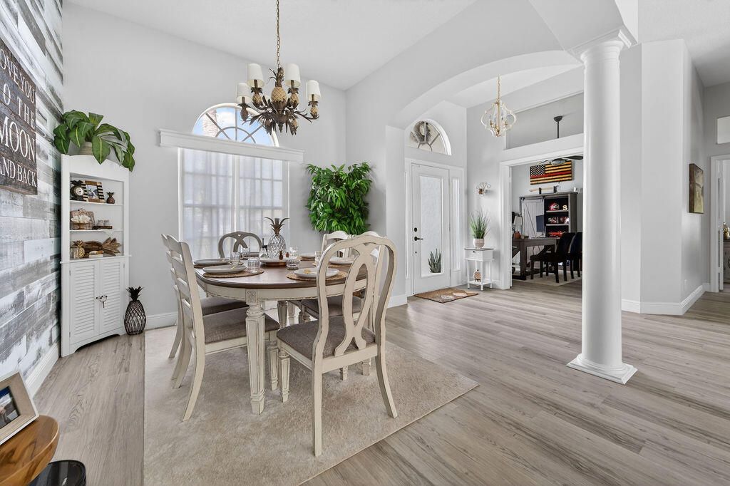 527 NW Bellworth Place, Jensen Beach, FL 34957 Photo