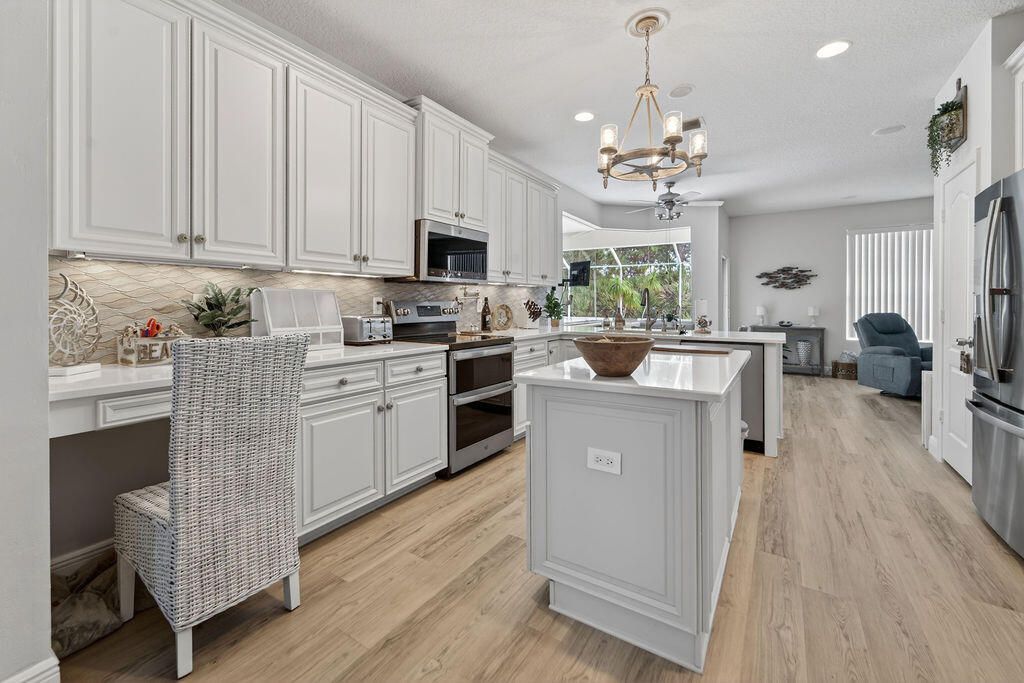 527 NW Bellworth Place, Jensen Beach, FL 34957 Photo