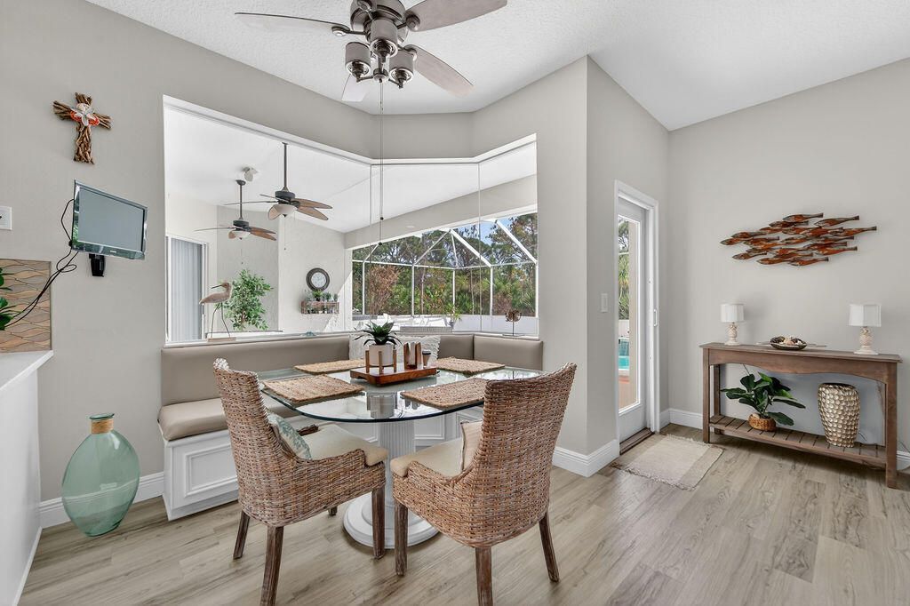 527 NW Bellworth Place, Jensen Beach, FL 34957 Photo