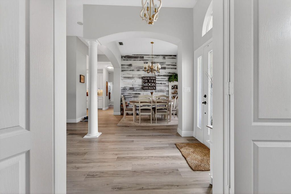 527 NW Bellworth Place, Jensen Beach, FL 34957 Photo