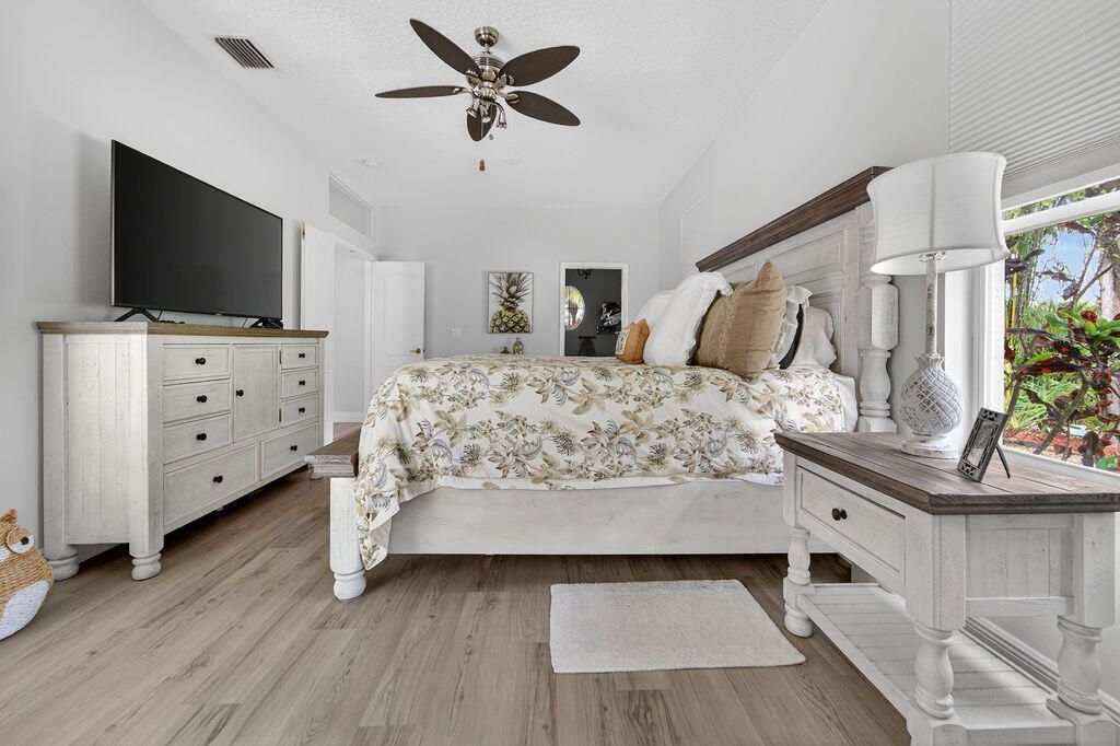 527 NW Bellworth Place, Jensen Beach, FL 34957 Photo