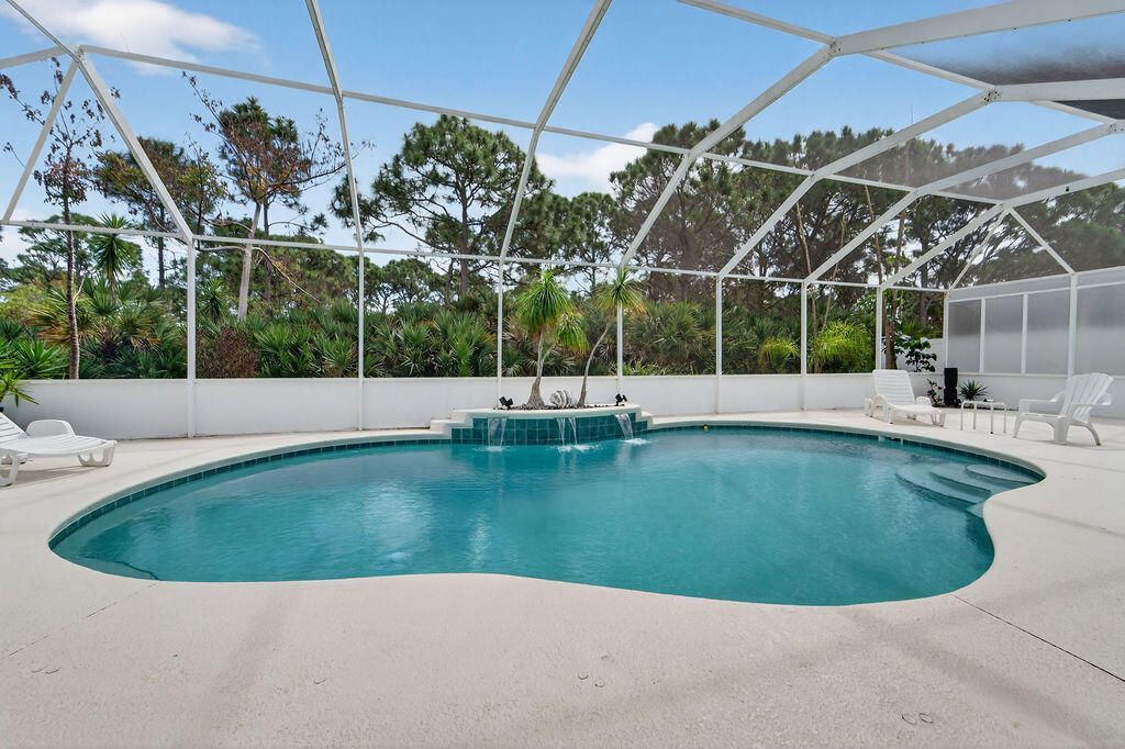 527 NW Bellworth Place, Jensen Beach, FL 34957 Photo