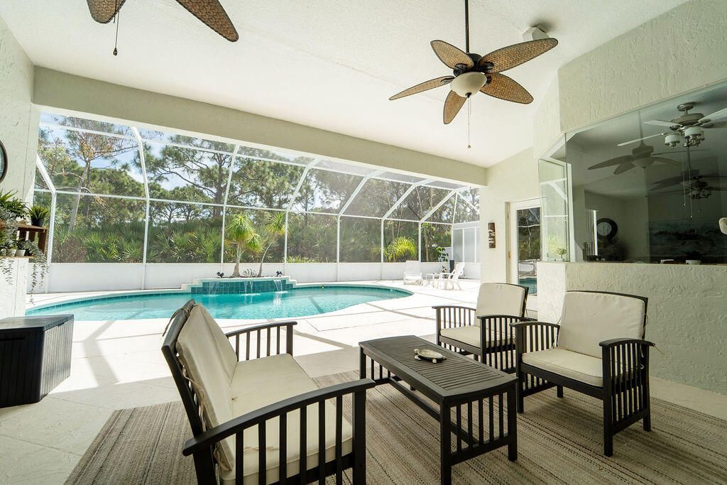 527 NW Bellworth Place, Jensen Beach, FL 34957 Photo