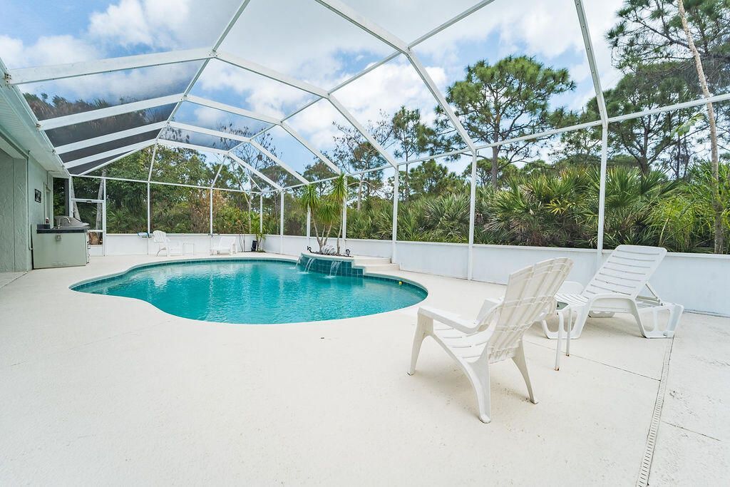 527 NW Bellworth Place, Jensen Beach, FL 34957 Photo