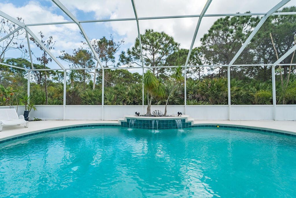 527 NW Bellworth Place, Jensen Beach, FL 34957 Photo
