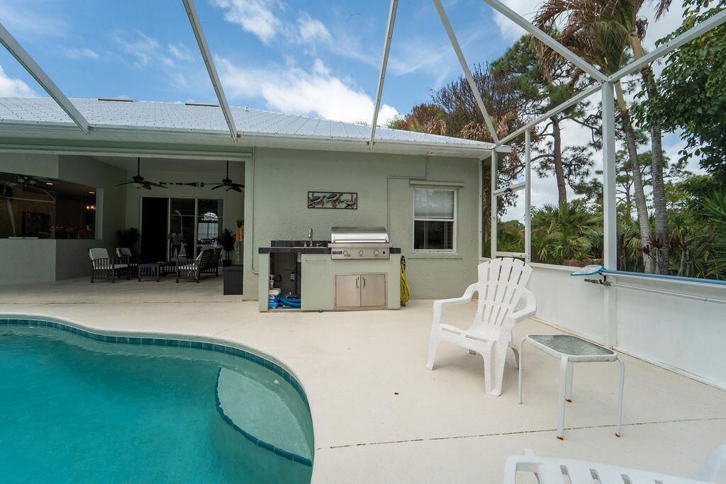 527 NW Bellworth Place, Jensen Beach, FL 34957 Photo