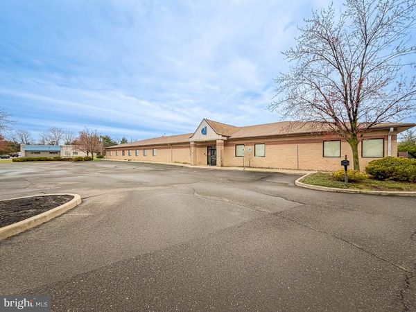 155 BRADFORD DRIVE, WEST BERLIN, NJ 08091