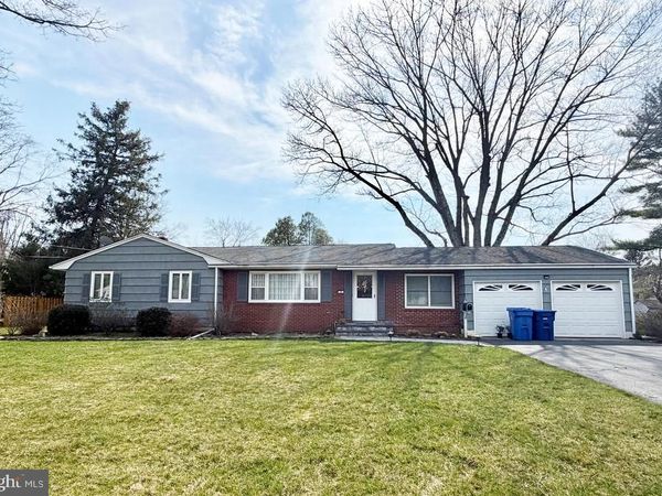 5 HOLMES ROAD, CRANBURY, NJ 08512