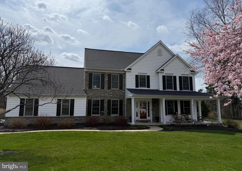 432 BELLAIRE DRIVE , YORK, PA 17402