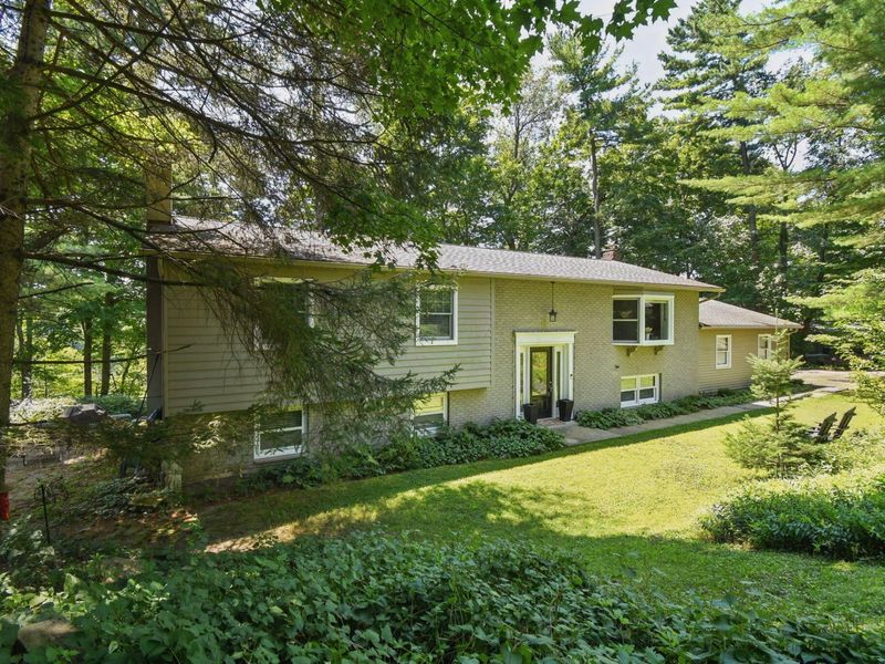 291 Pinetree Drive, Granville, OH 43023 Photo 2