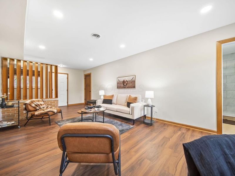 40 Chase Road , Columbus, OH 43214 Photo 7