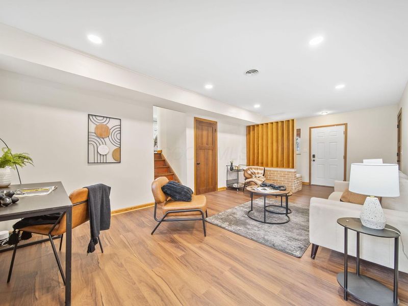 40 Chase Road , Columbus, OH 43214 Photo 9