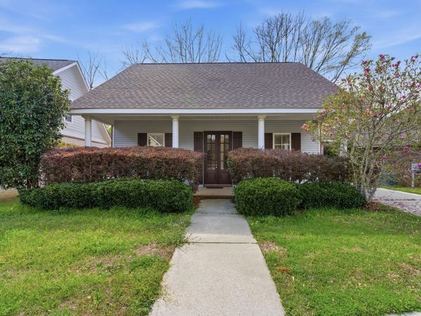 44 Bridgefield Ct., Hattiesburg, MS 39402
