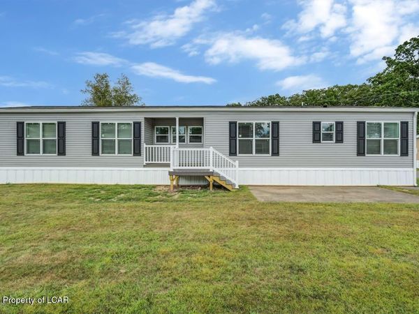 114 Misty Lane, Drums, PA 18222